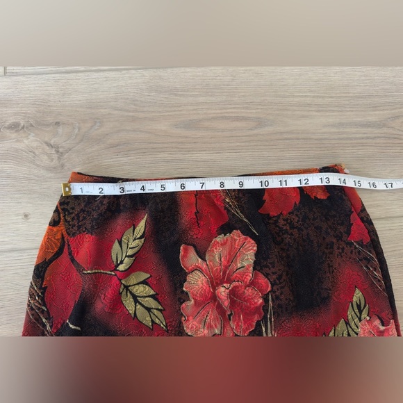 VINTAGE CARDUCCI Floral Patterned Skirt 💐🌹🥀🏵️ - Picture 6 of 8